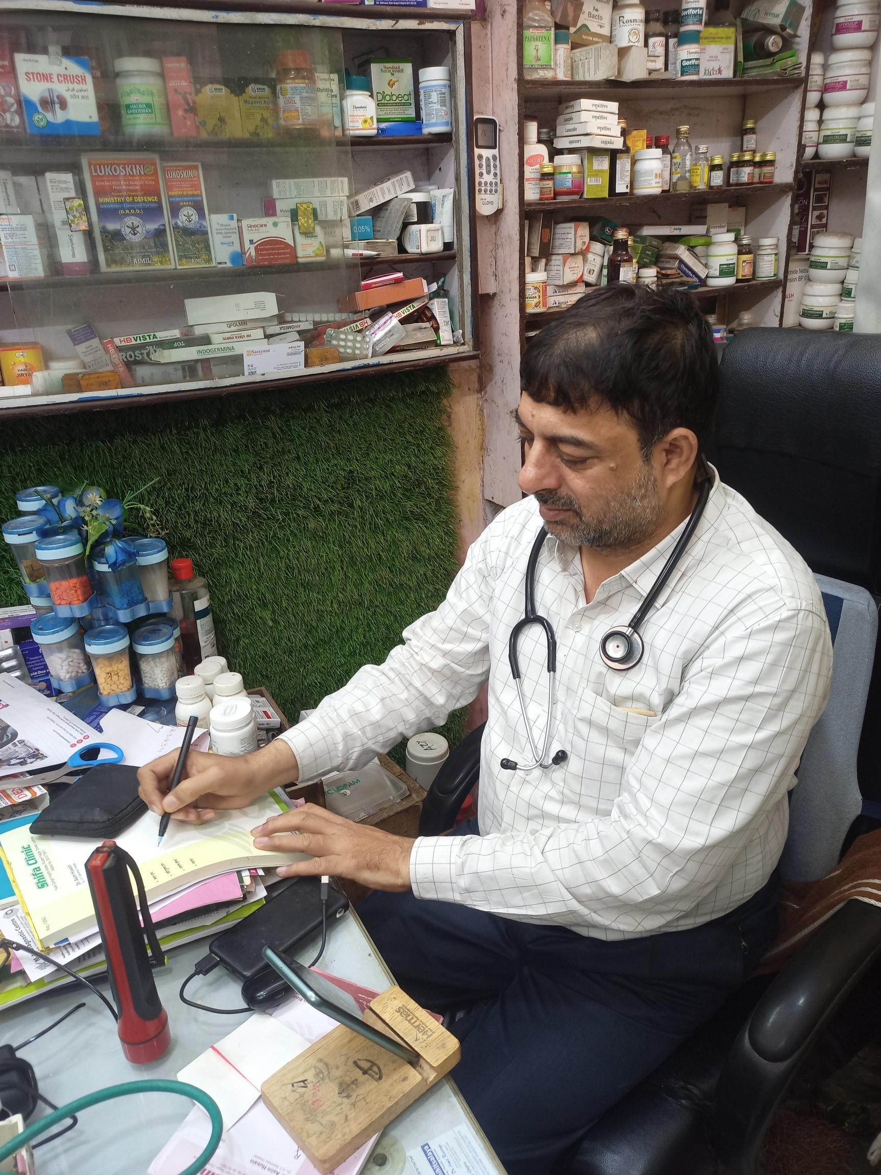 Dr.Asim Zaidi